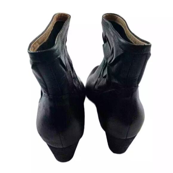 Corso Como Womens Benster Pull On Ankle Boots Black Leather Heeled Size 7M - Picture 3 of 8